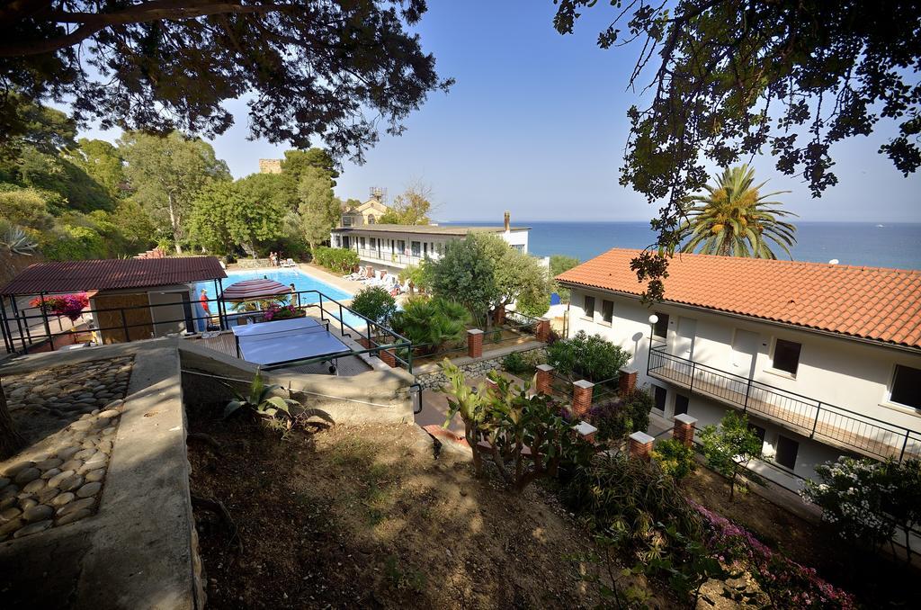 Blue Beach Bussana Nuova Eksteriør bilde