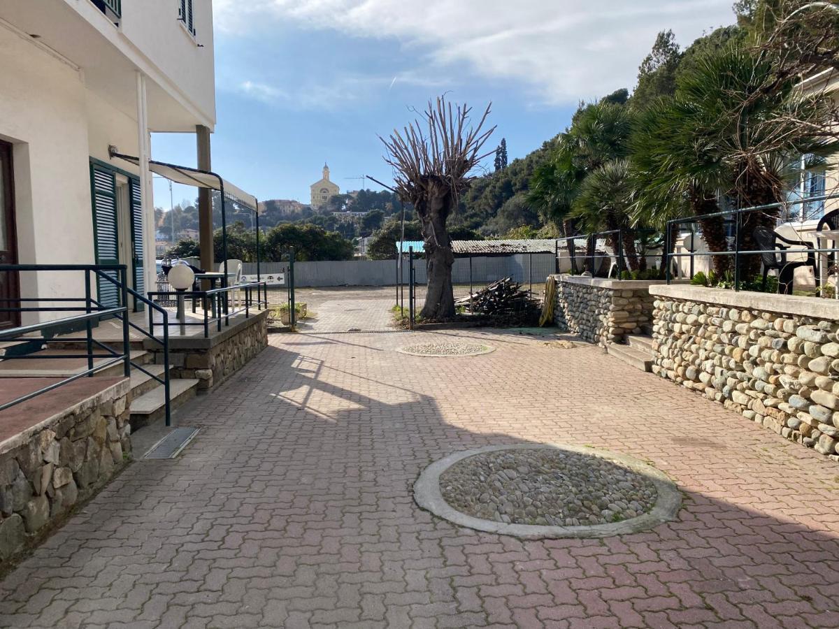 Blue Beach Bussana Nuova Eksteriør bilde